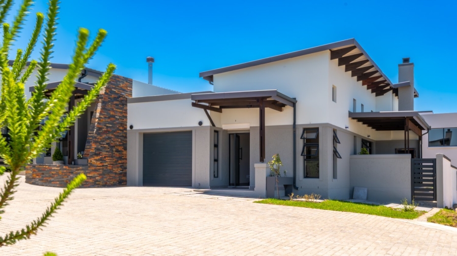 2 Bedroom Property for Sale in Eden Residential Estate Western Cape